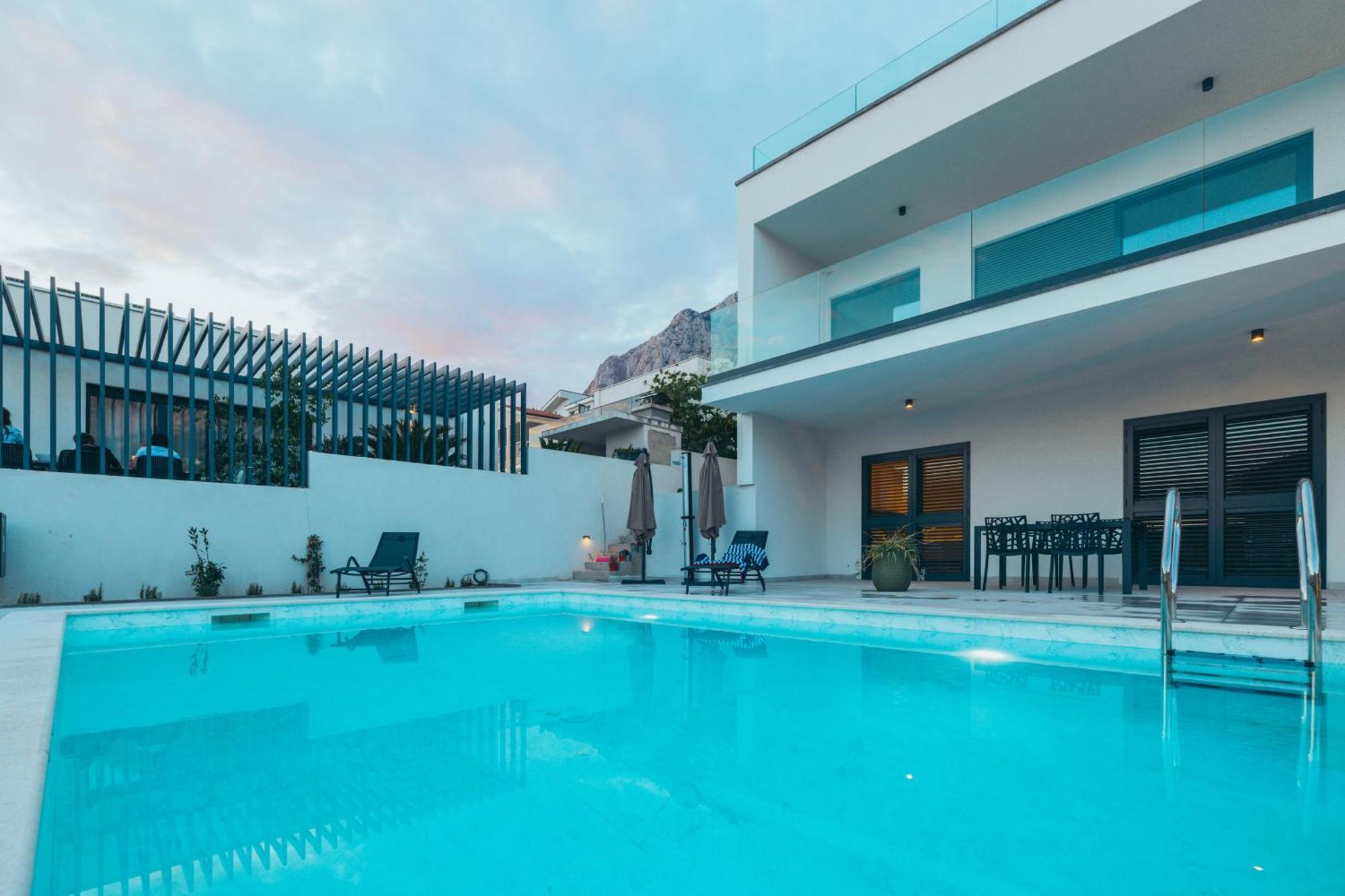Silva Maris Apartments Макарска Экстерьер фото